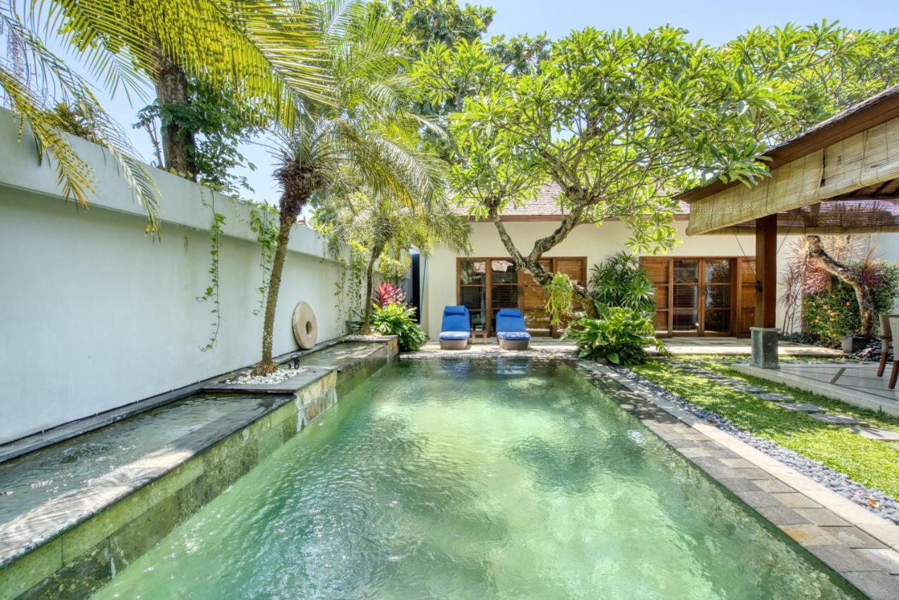 Villa Aisha Sanur  Luaran gambar